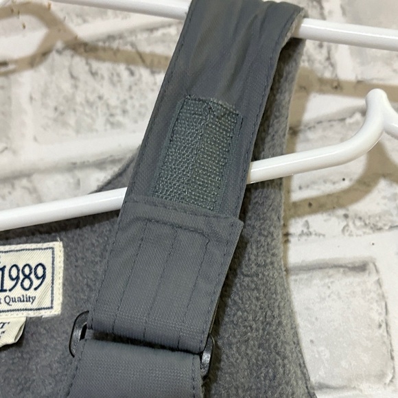 Children’s place size 3T, gray snow pants,  Overalls, Velcro adjustable - Picture 7 of 8